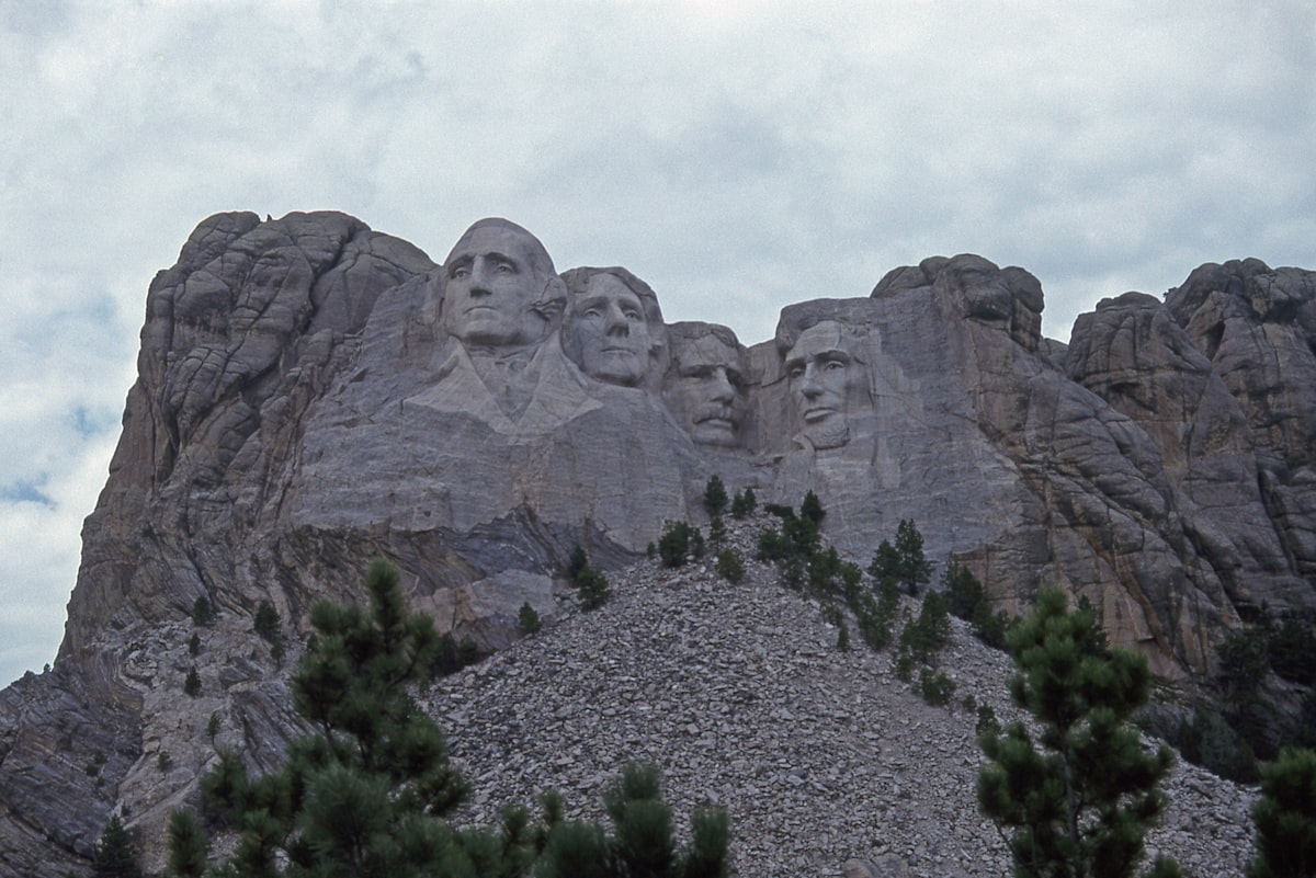 Mount Rushmore South Dakota, sell your mortgage note in South Dakota